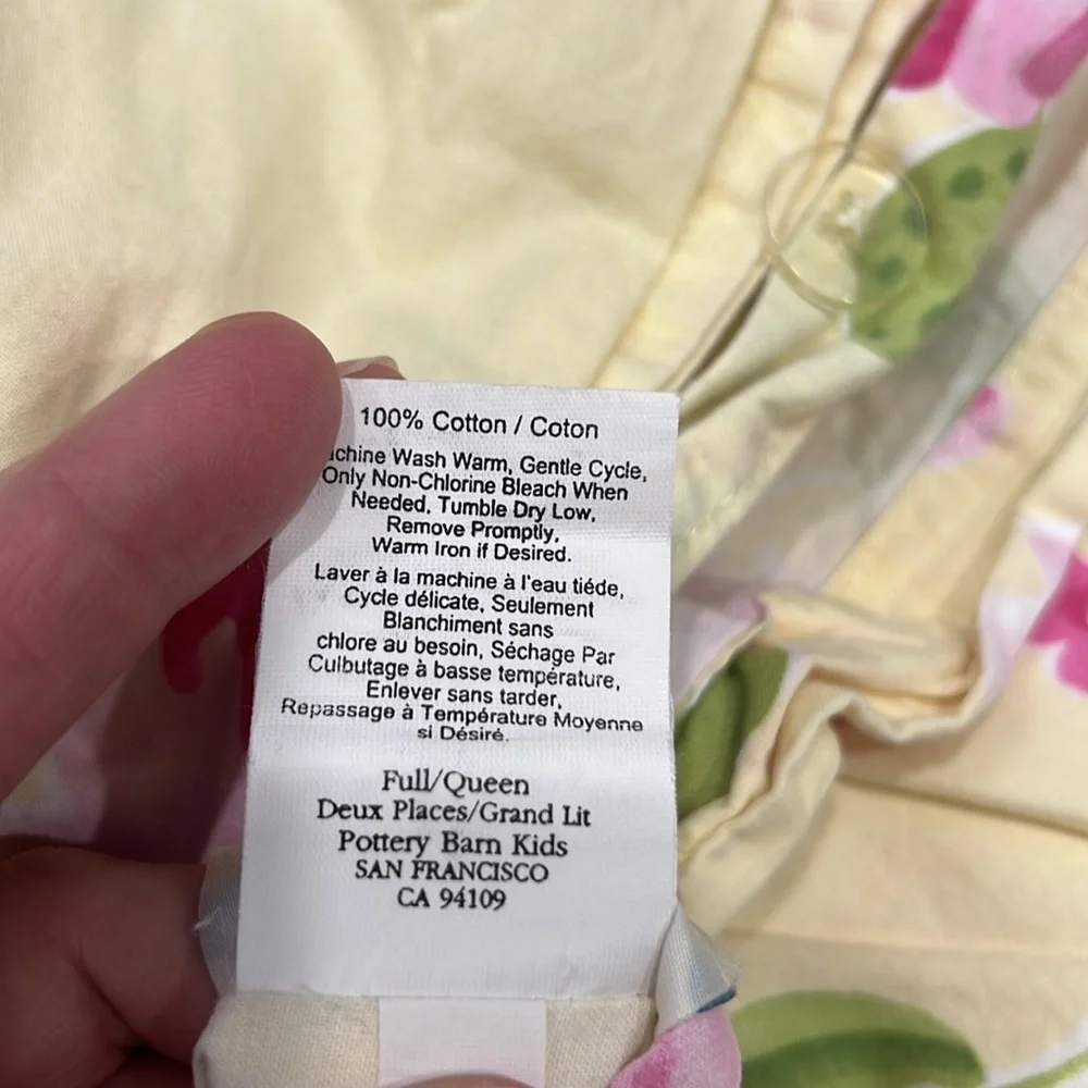 Pottery Barn Duvet cover with 2 standard shams